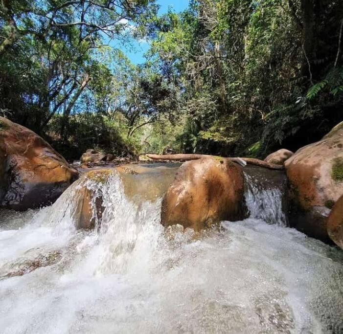 Chale Aconchegante Em Estancia Climatica Santo Antônio do Leite Kültér fotó