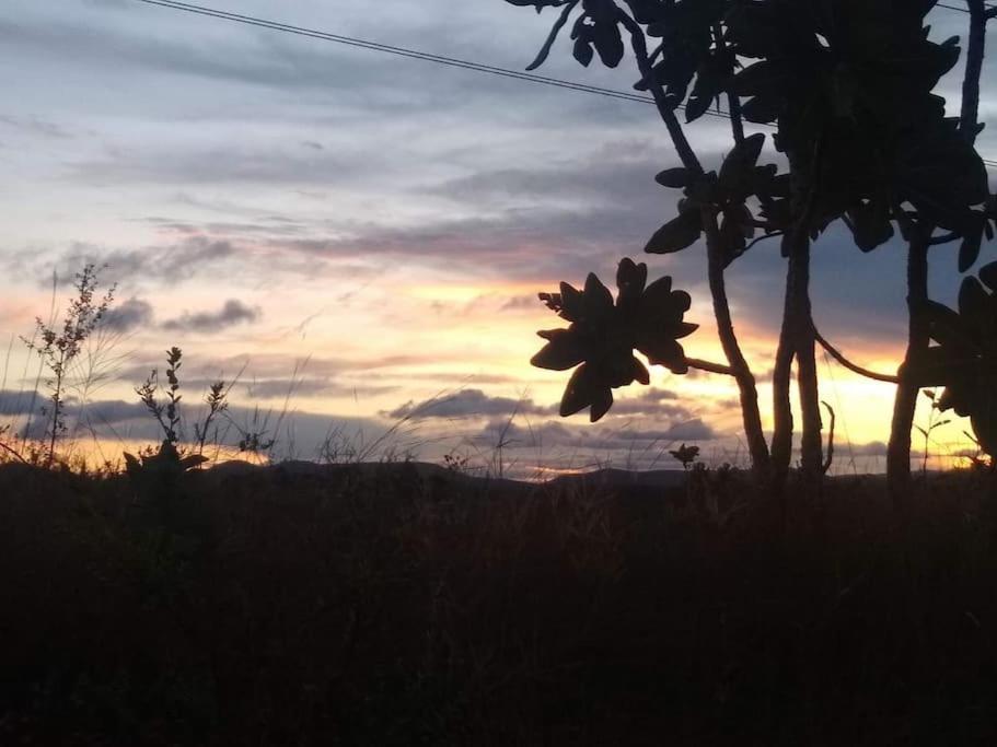 Chale Aconchegante Em Estancia Climatica Santo Antônio do Leite Kültér fotó